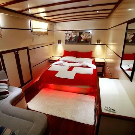 Azura * Fethiye
